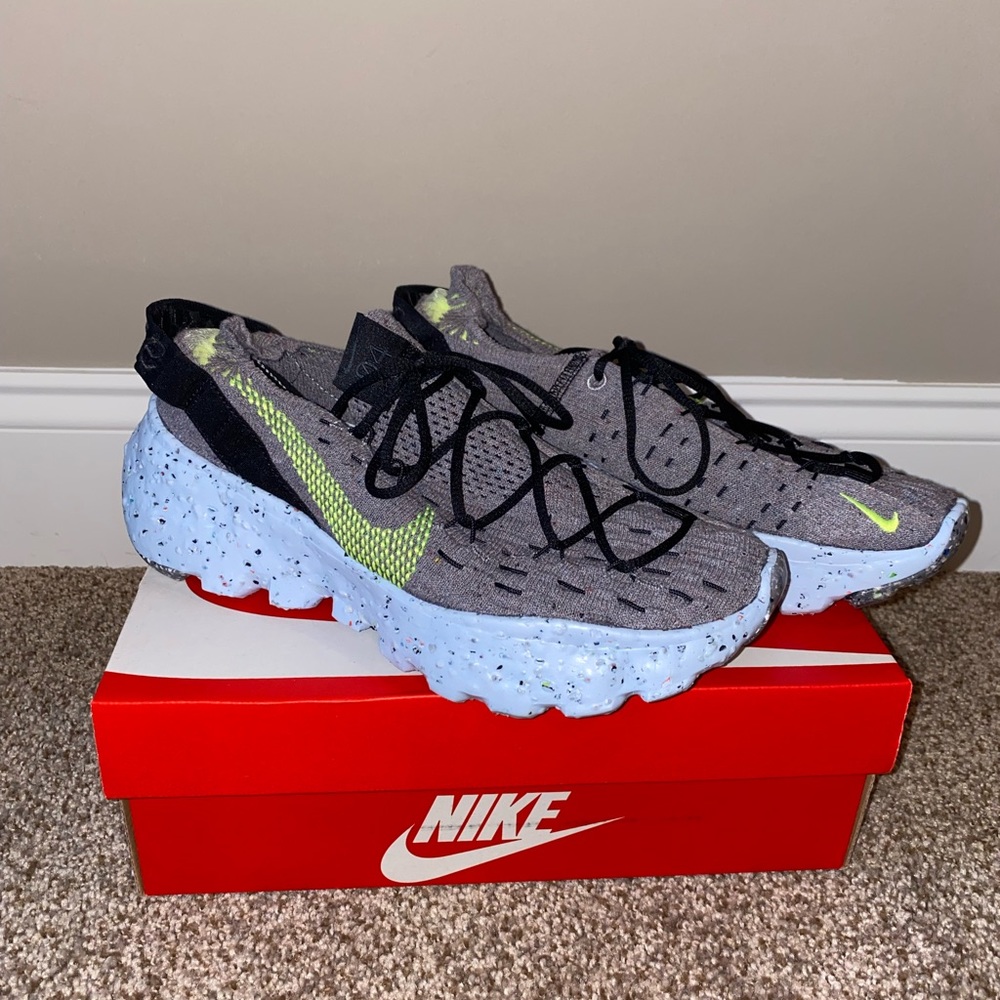 Nike Space Hippie